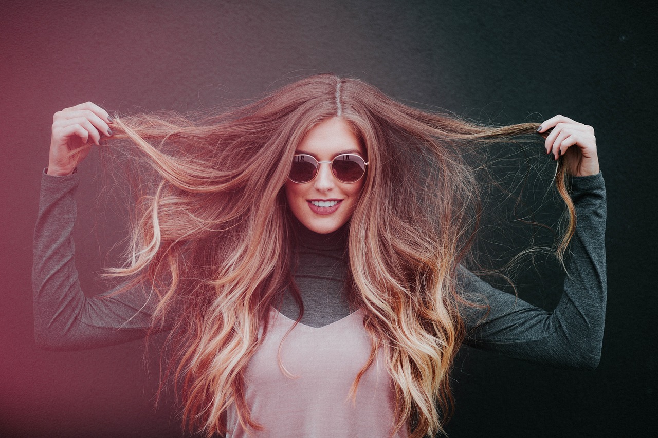 this is a image of girl with golden hairs style new fashion trend